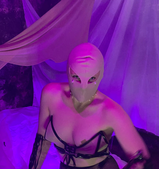 Pearl Mask